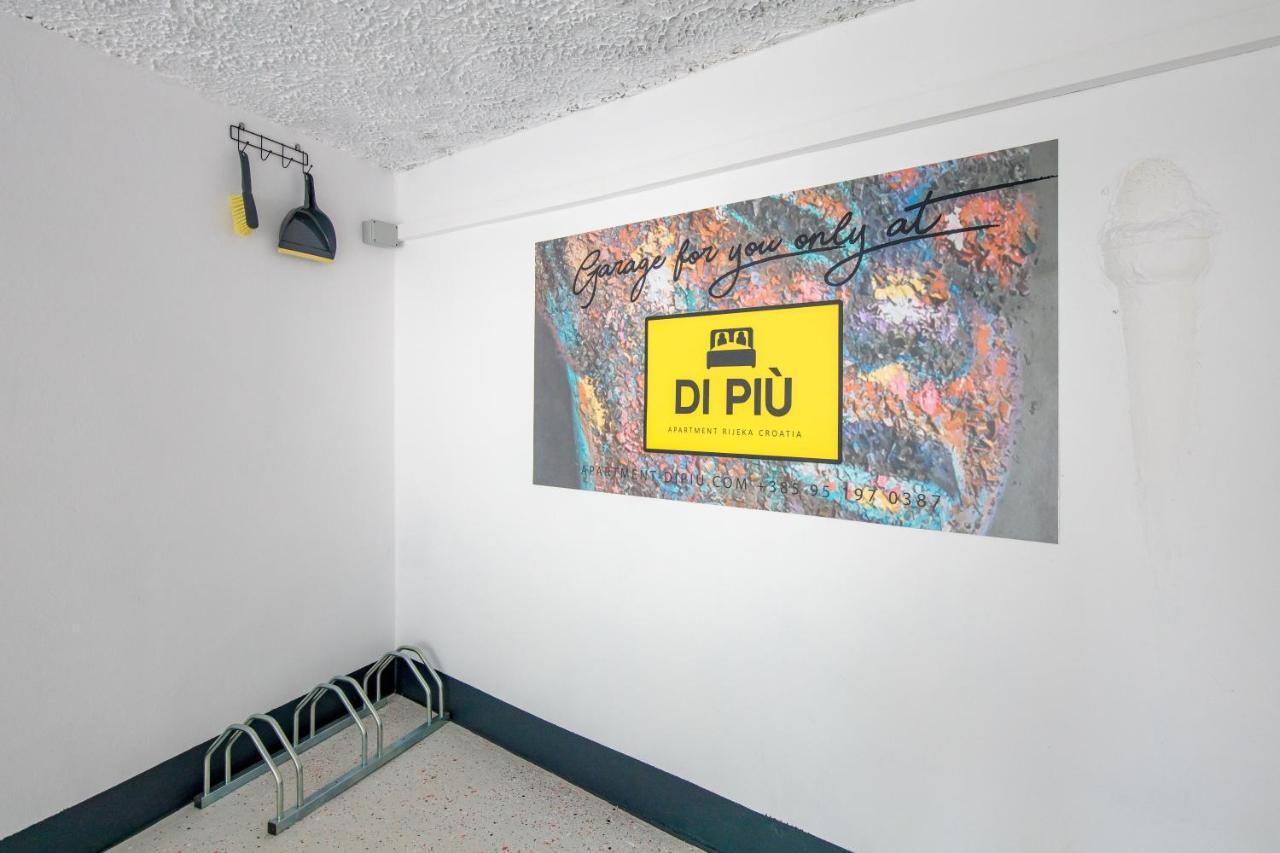 Modern Apartment Di Piu With Free 20M2 Garage Parking غييكا المظهر الخارجي الصورة